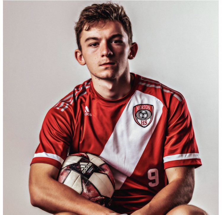 stoops_rhonda's tweet photo. 🎉Happy 18th Birthday Caleb!❤️ So proud of the fine young man you are today, but missing my sweet little boy! Enjoy Senior year and let your light shine always❤️ https://t.co/pTniqZoXMf