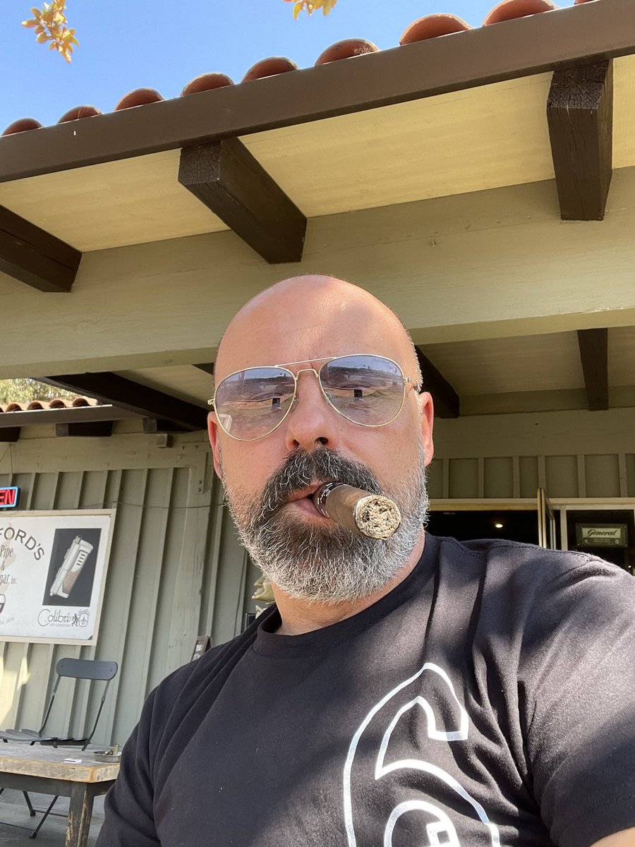 SFCigarBud tweet picture