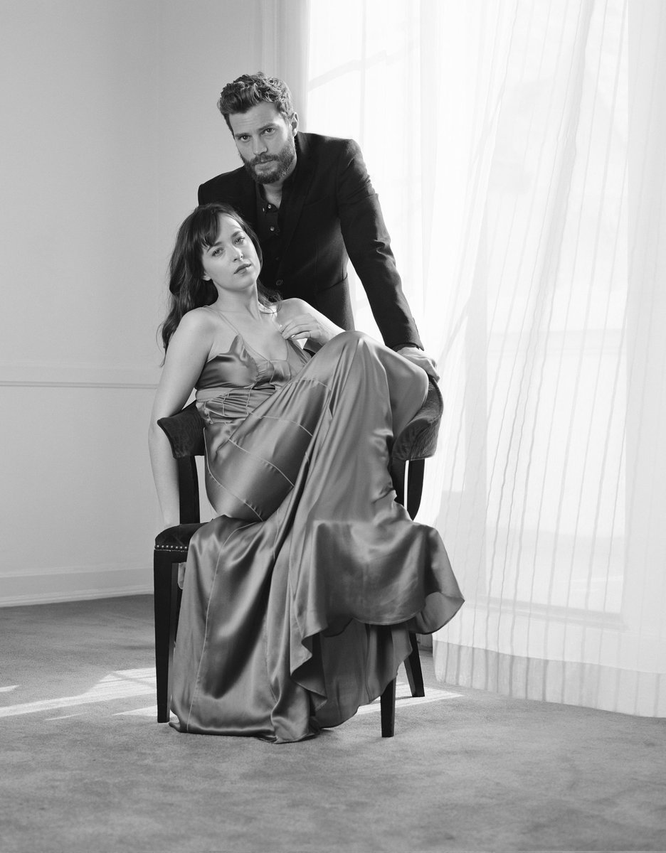 Film festival going ok OR NAH??? #damie #dakotajohnson #jamiedornan