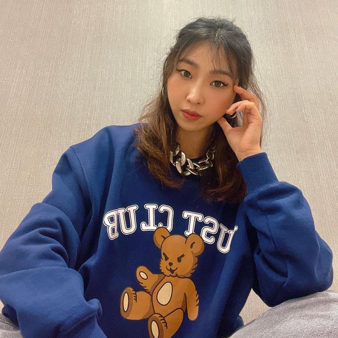 GongMinzyBrasil's tweet photo. 📸
🔗https://t.co/Ttm69hA1Je
'Azul 💙 @.aging.ccc 🧸#ursodepelucia #agingccc.'
#MINZY #공민지 @mingkki21 #TEAMO
Cr: _minzy_mz https://t.co/86SBGorzEa