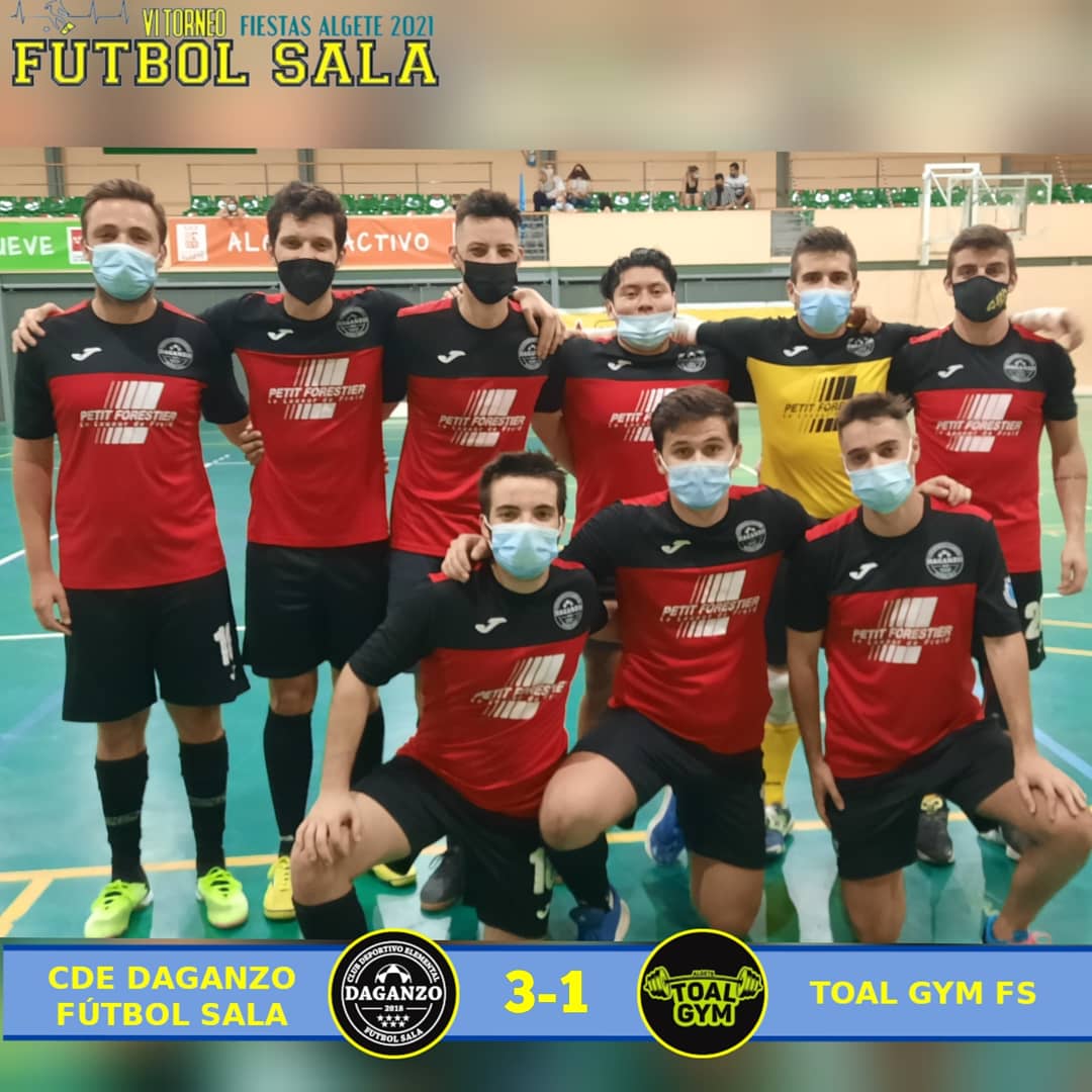 daganzofutsal's tweet photo. 🔴⚫ Primera jornada del VI Torneo Fiestas de Algete celebrada!!

⚽️ Gonzalo
⚽️ @sergiodaganzo11
⚽️ Hugo
#daganzofutsal https://t.co/ZaDqLijjmT