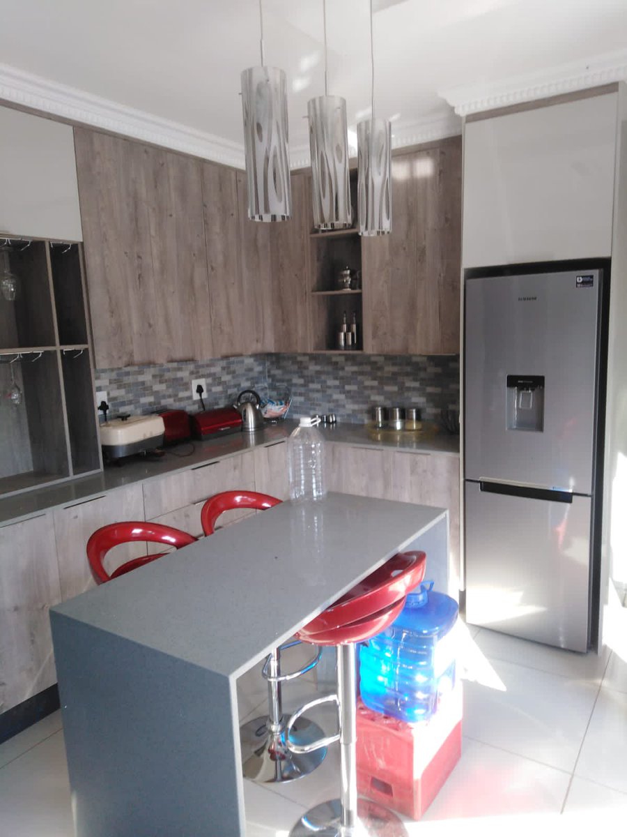 Monametsint's tweet photo. The Concept vs The Delivery

#InteriorDesign #ModernKitchen #Renovation https://t.co/xRl4Al3c45