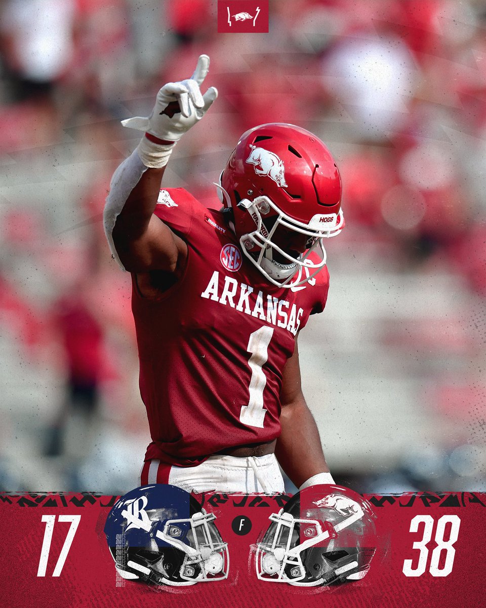 RazorbackFB's tweet photo. I'm like hey, what's up, hello https://t.co/cJp6LtiZSL