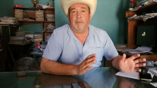 poder_sa's tweet photo. #PoderNoticiasRadiosa Representantes de la Organización para la Defensa del Patrimonio Familiar en Sonora #Odepafa, indicaron que los dueños de unidades de procedencia extranjera deben de prepararse con la documentación al día y de forma económica para la próxima legalización. https://t.co/c3TVgmlarz