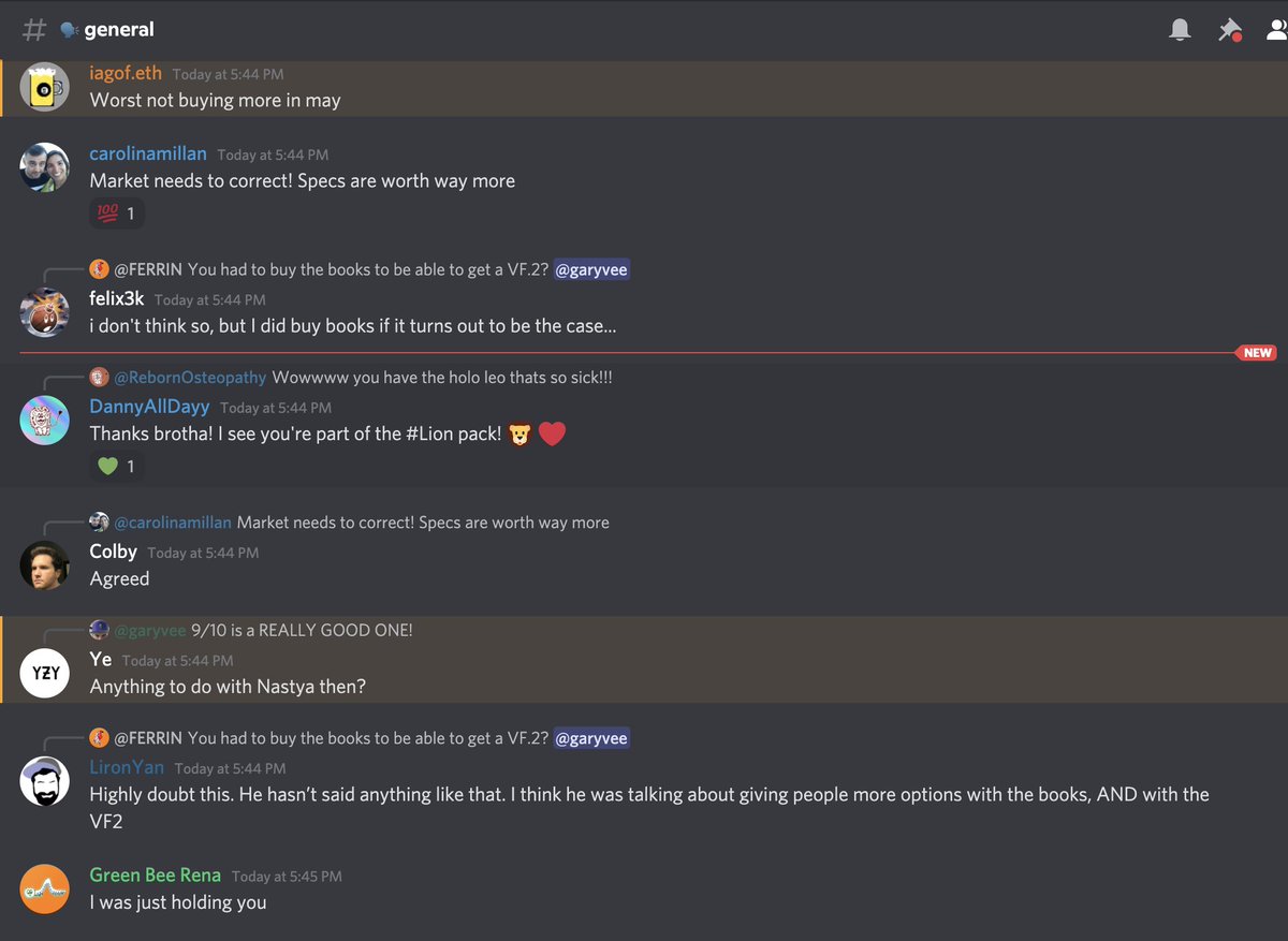 garyvee's tweet photo. pls join my discord https://t.co/T1vgA7fDIS its about to be a place ALL of you want to be in for the upcoming 4 week!!! pls make sure ! dont miss out https://t.co/n7BDQ6HGhx