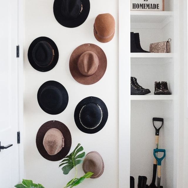 MuttiHomes's tweet photo. Stay Calm And Keep Your Hat On!👒

Our mudroom is as stylish as the rest of the house!

#Blatchfordyeg https://t.co/nFs0dP7jGW