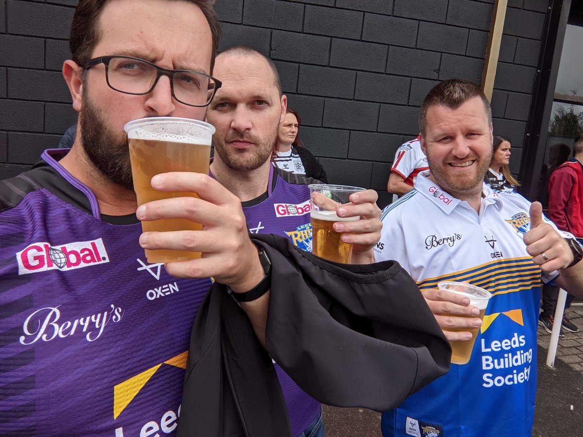 carter0010's tweet photo. #DaciaMagicWeekend #leedsrhinos #marchingon https://t.co/7lLggaUMmW