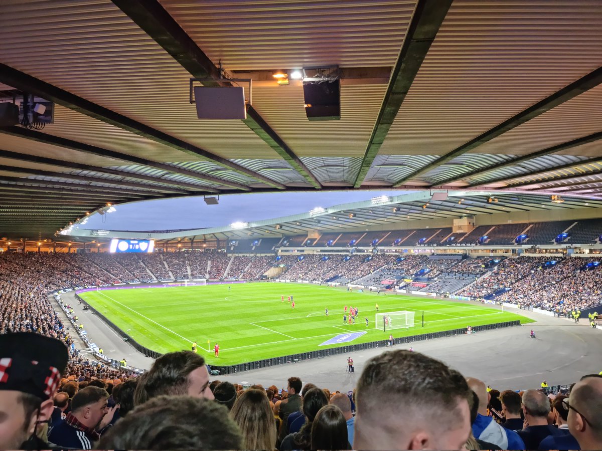RobynMurray23's tweet photo. So glad to be back at Hampden tonight. Missed this so much! Even if we did miss the anthem by being stuck in a queue outside 10mins after kickoff 🤦🏼♀️#scomda https://t.co/EH9hrHvgMx
