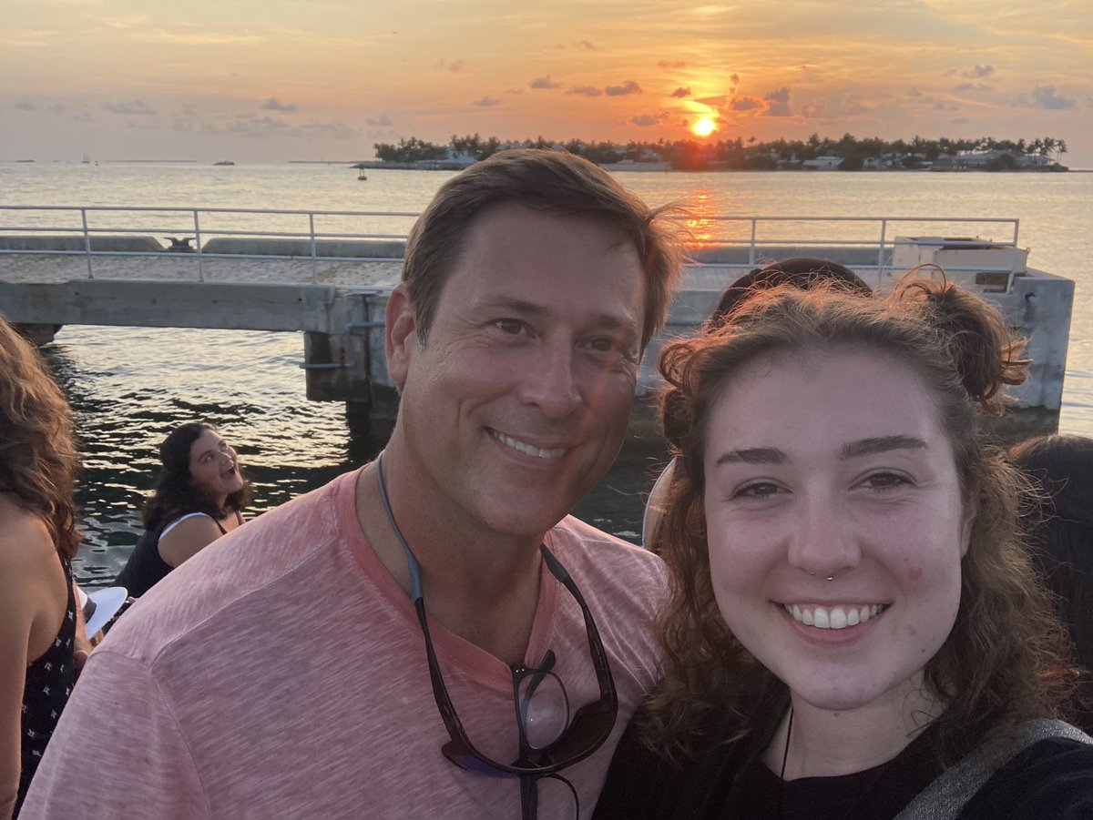 cryingcheeto's tweet photo. Yesterday morning my dad Jim Evans went diving 30 NM offshore and never surfaced back to the boat. All information is on the Jacksonville Coast Guard Facebook page. Please spread the word so boaters on the east coast of Florida can know to look for him. Please bring my dad home https://t.co/af9MVuWrdh