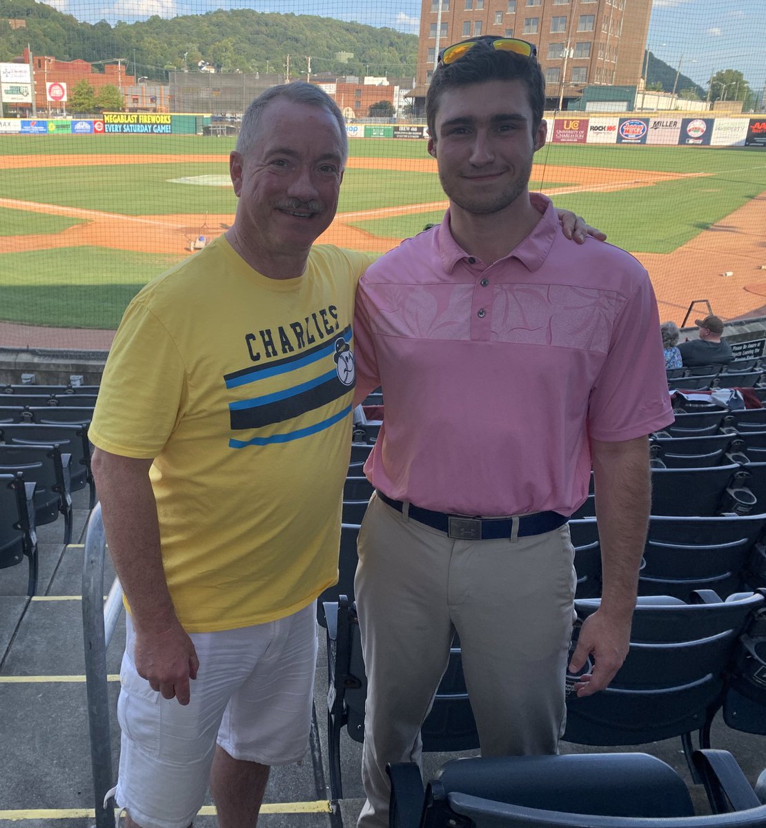 Today’s pregame interview? The man, the myth and the legend himself Toastman (<a href="/RodBToast/">Rod Blackstone</a>)! We talk about the origins of toasting, his favorite moments and the lifelong question of when bread becomes toast. Hear it live at 6:30 on the pregame show!

📻: bit.ly/3vIXAti