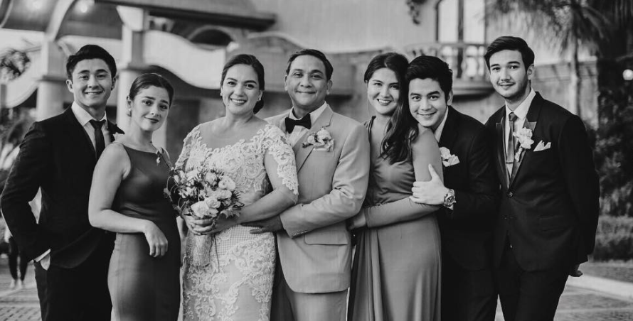 UtoyBibbo's tweet photo. Maligayang Limang Taon sa isa sa pinakamagandang serye sa kasaysayan ng telebisyon 

#TheGreatestLoveforNetflix

@iamjoshuagarcia @sylviasanchez_a @DimplesRomana @Kbalinger @arronvillaflor @GMOunit @JerryGracio @vaughnic https://t.co/eJ2Oe9XwAl