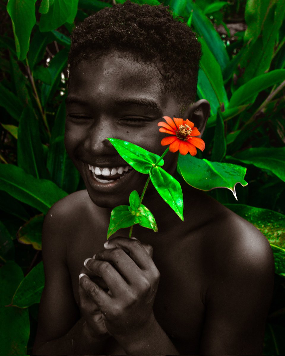 Oh
Minha gente imagina se essa foto viralizar com um RT seu 🥺