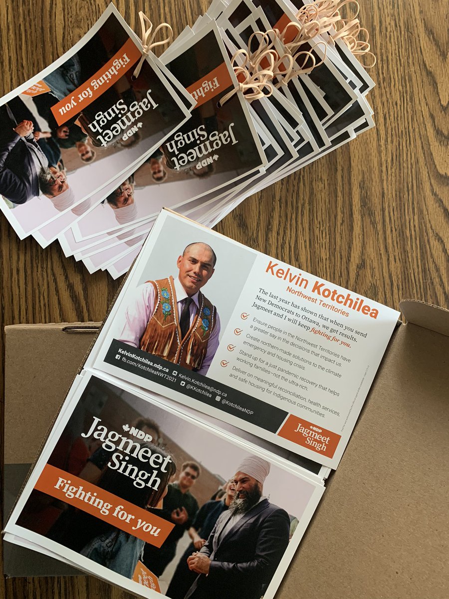 KKotchilea's tweet photo. Getting our leaflets out! https://t.co/O5gbKzBYqu