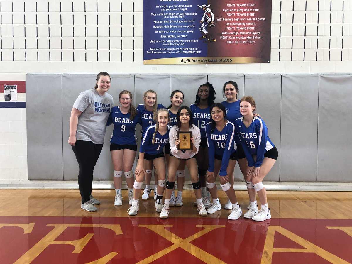 Congratulations freshman A on getting 1st place!! 🥇🥇And great job Freshman B team on a well played tournament!!