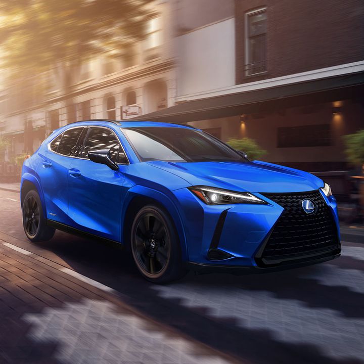 PutnamLexus's tweet photo. With its sharp handling and best-in-class turning radius, the #LexusUX performs as well in tight spaces as it does on the open road. 

Learn more: https://t.co/wMyNgPc8Tm https://t.co/nEvJuOUdsW