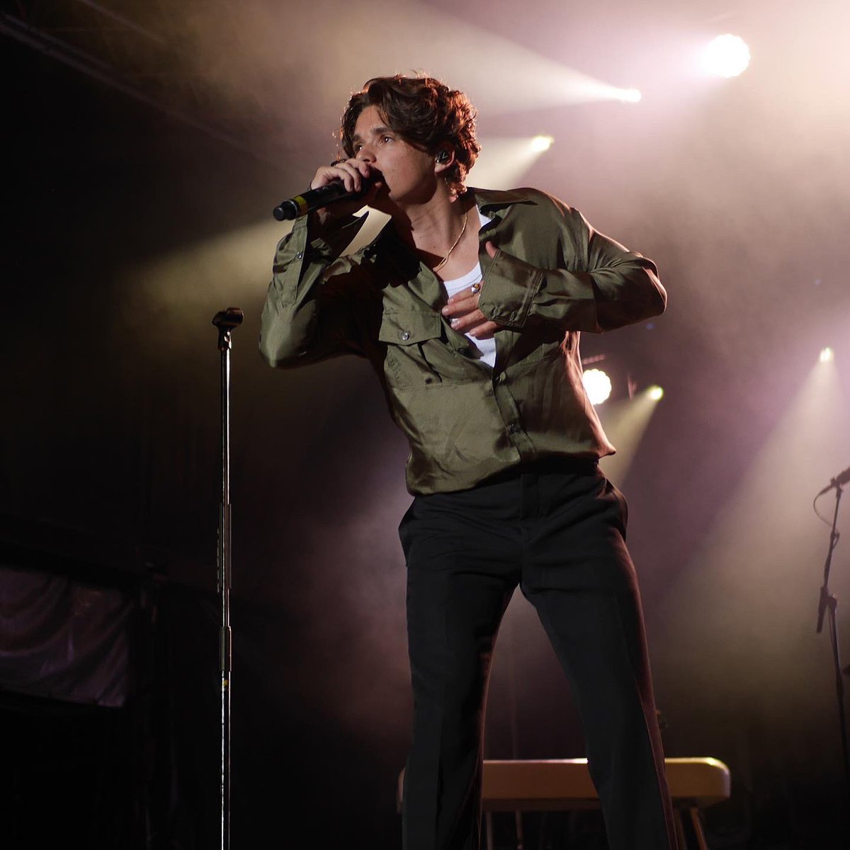TrenthamLive's tweet photo. THEY’RE BACK! 🥳
What a night! #TrenthamLive was @TheVampsband’s first gig in 2 years, and it was absolutely incredible! 👏🏻 

Who was there? 🙋🙋‍♀️ https://t.co/2j8rMXqDyW
