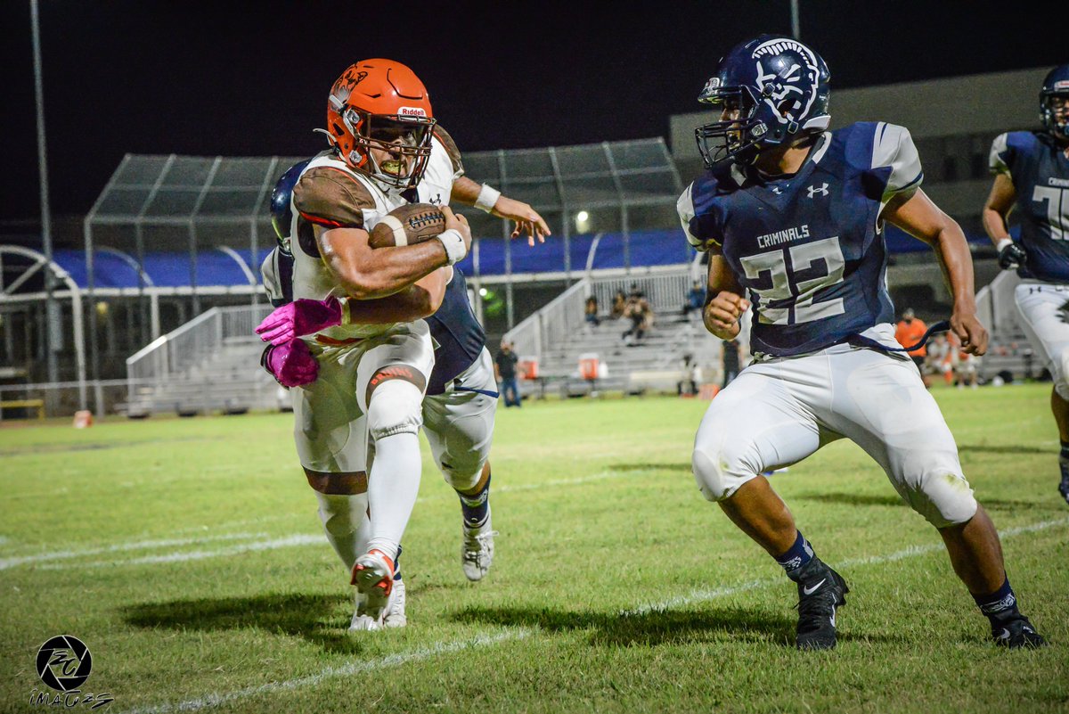 ECSportsimages's tweet photo. Game shots of Trevor Browne High School @TGBHS_BRUINS  

Check out our FB page for full game gallery👇
https://t.co/nEzk7sa5TU https://t.co/dYfQNh5FXq