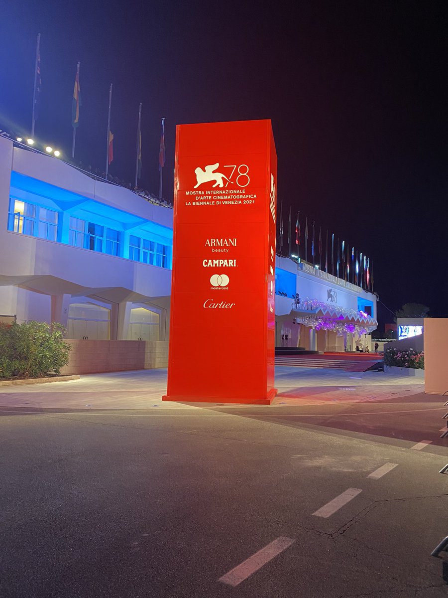 consolesvizzIT's tweet photo. Serata emozionante al #FestivaldiVenezia per la prima mondiale del film Hugo in Argentina del regista🇨🇭Stefano Knuchel 📽

Ci siamo spostati dal ricevimento a @pal_Trevisan con Repowerᵉ, la barca #fullelectric di @Repower_Italia
@HMbyrepower @SWISS_FILMS @RSIonline @prohelvetia https://t.co/KUd0TaLMjp