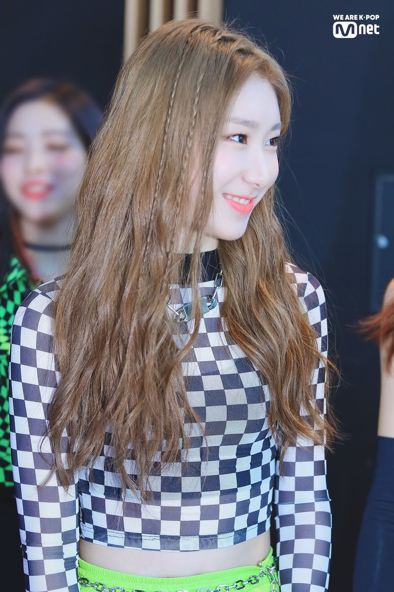 WEMITZYRY's tweet photo. ❛   🦉   #evonne   *   Ɲᥱᥕ  %   υρ / dᥲtᥱ  —  있지  ?   𝕄𝗜𝗧𝗭𝗬𝐑𝐘  !  [ ℳ𝐢𝐒𝐓𝐄𝐑𝐘 ]  a̶t̶ #JustLike𝐓𝐓⁩ ✩ 

Dormir no es una opción porque es el #Tᥕιℓ𝑖𝑝𝓈𝐃𝐁⁩ así que salí corriendo de la casita para verlas. Muchas suerte y éxito @TWILIPSTWT ♡ https://t.co/8hauNBVIpG