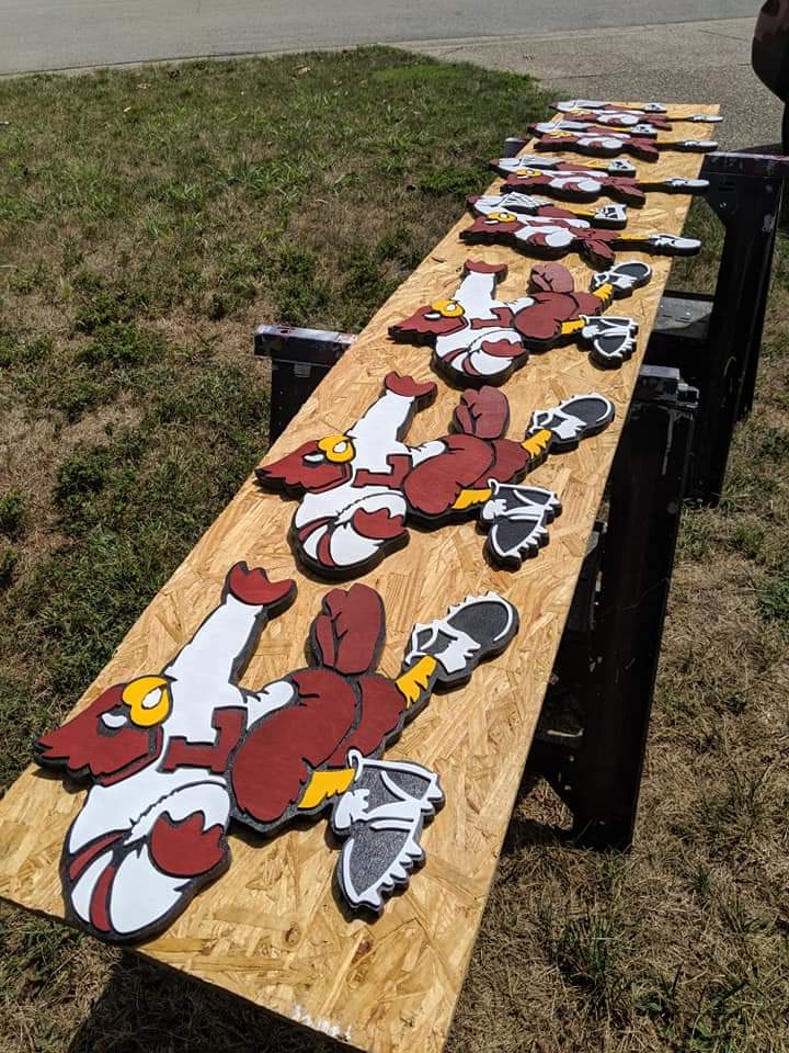 MadeByJayLane's tweet photo. It's almost time for #GoCards football! Send me a DM if you'd like to get a Heisman Bird on a Bourbon barrel head. #Cardnation https://t.co/MvHQvYHiX9
