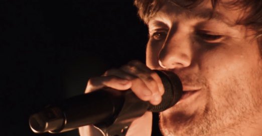 the way I looked    the way louis looked
       at louis:                    back at me: