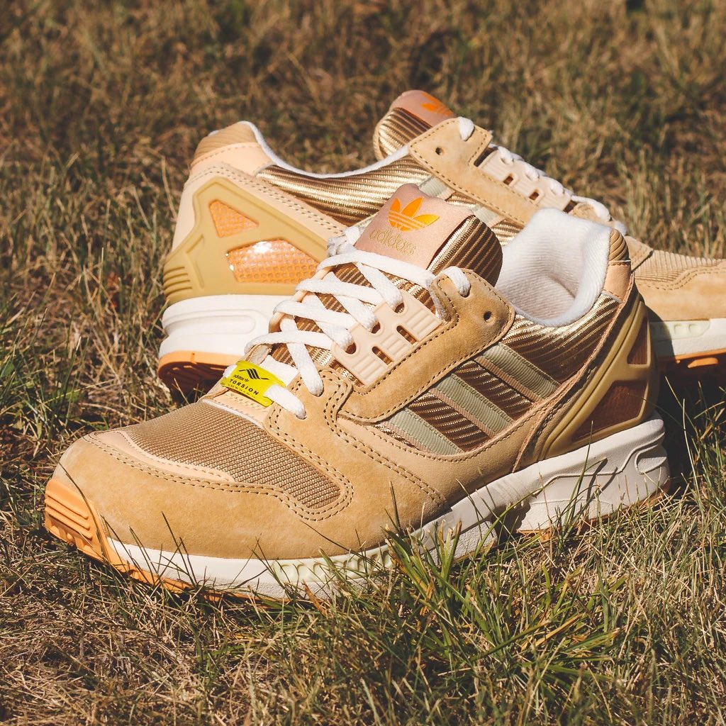 SNKR_TWITR على X: 