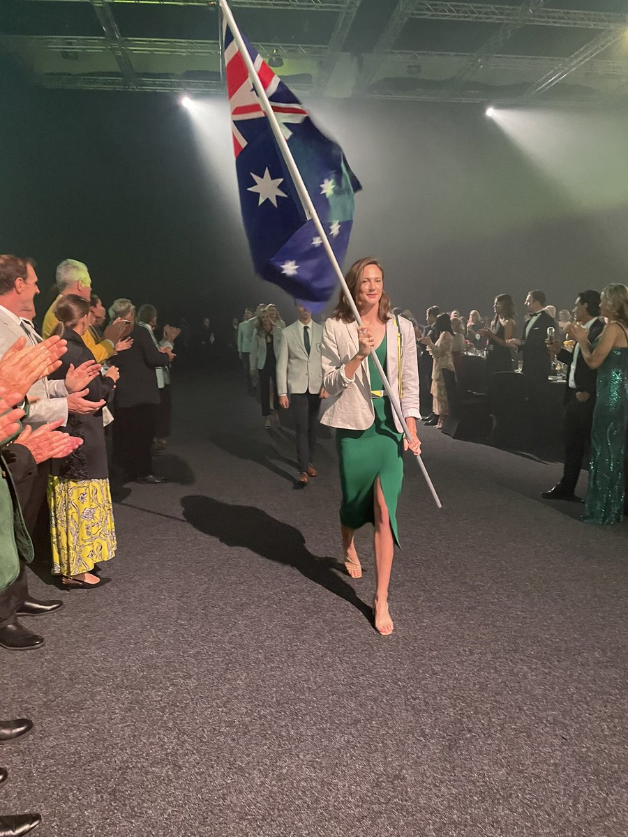 Welcome home 2020[21] athletes. Amazing to see so many Olympians from different eras in the room last night. A very different Olympics, but the spirit was stronger than ever. #Tokyo2020 #Brisbane2032
