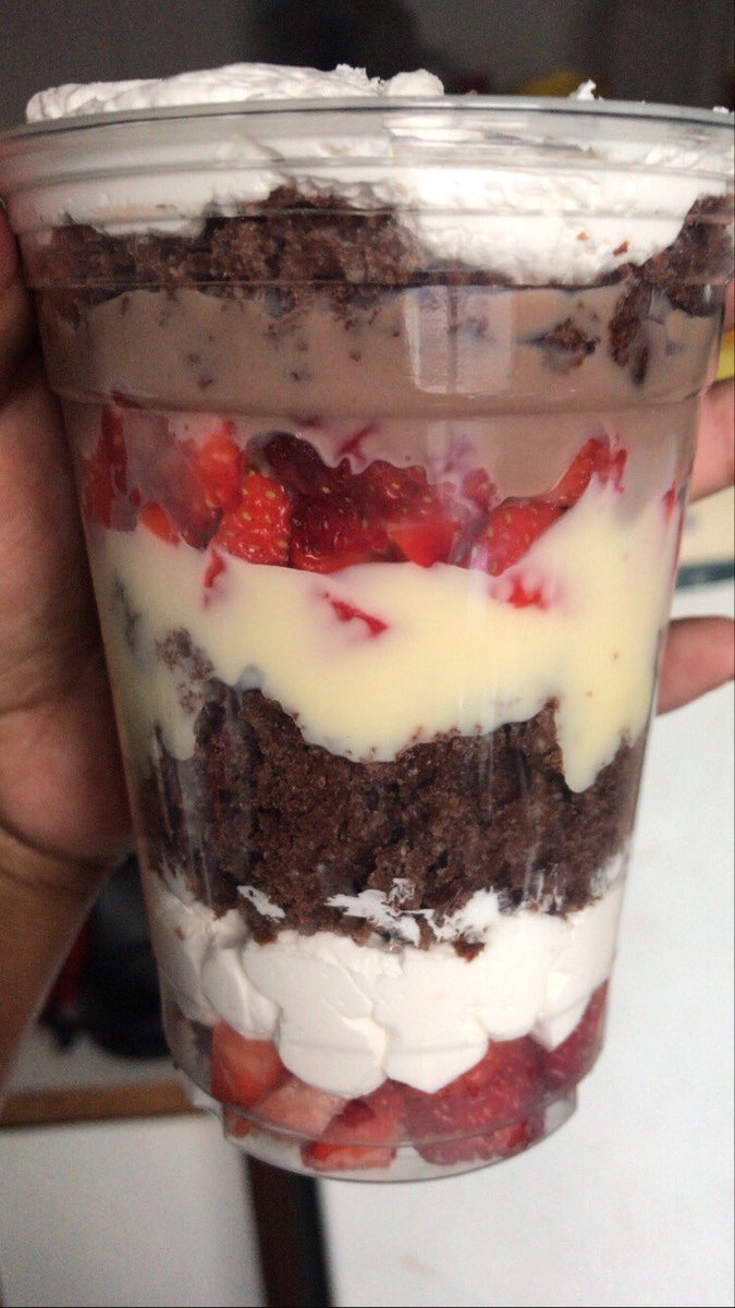 aaamandaleitte's tweet photo. Passando pra divulgar meu trabalho, me sigam no insta @aamandabolos💪🏽🚀🥰 https://t.co/UX16o5gNm3