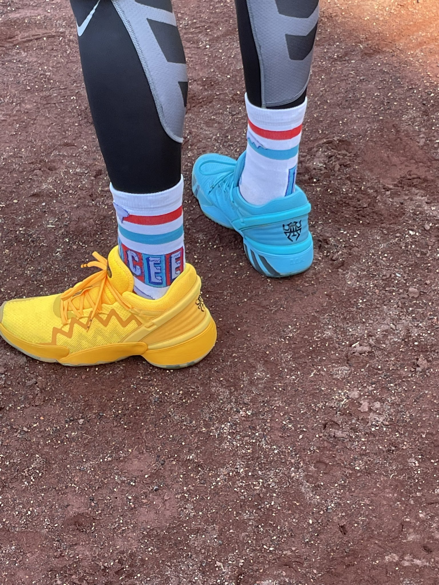 Chandler Rome on X: Jose Siris shoe game t.coem3ObLruLG  X