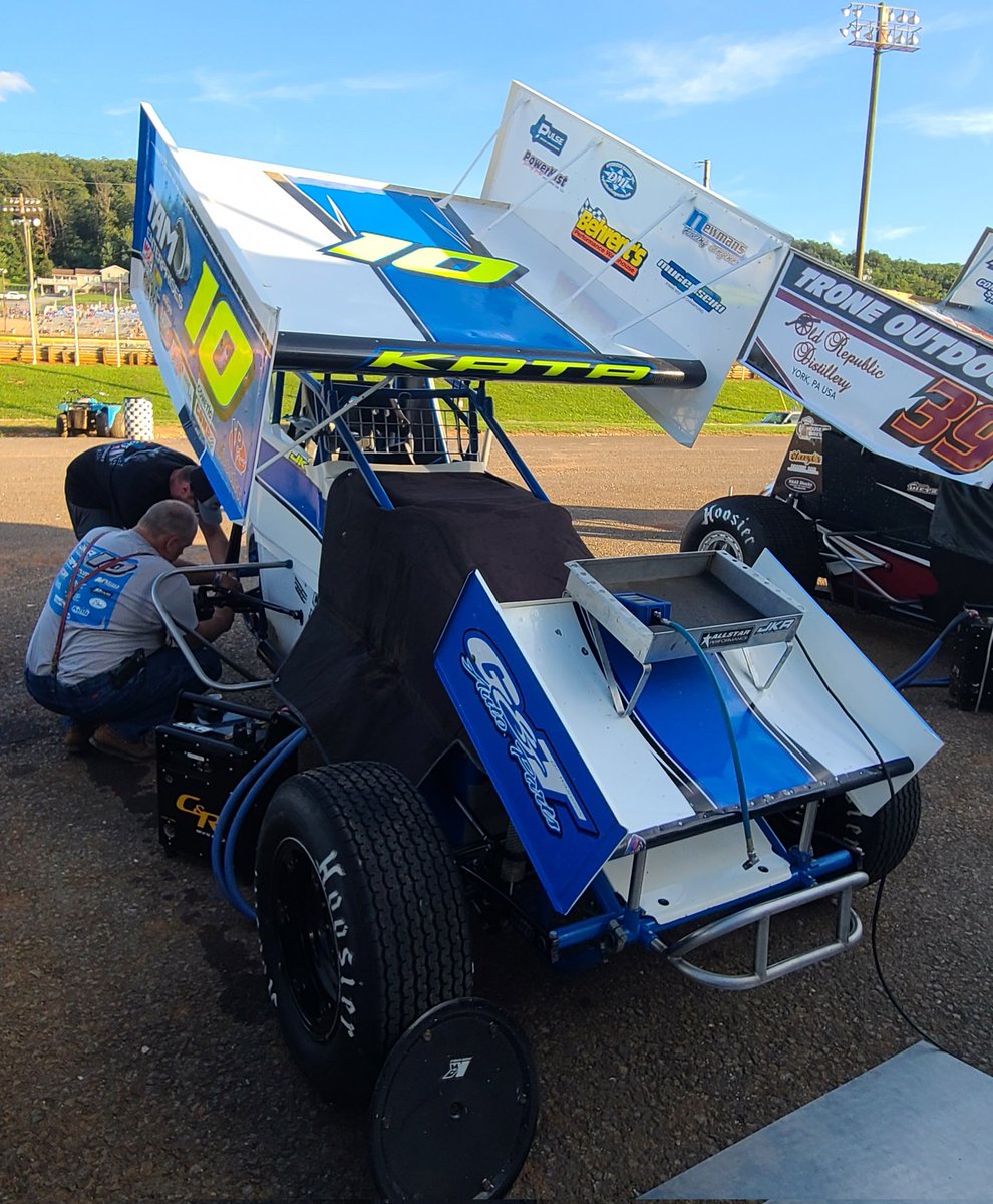 lincolnspeedway's tweet photo. Great having @JoeKata10 at the track for tonight's 𝔹𝕠𝕓 𝕃𝕖𝕚𝕓𝕪 𝕄𝕖𝕞𝕠𝕣𝕚𝕒𝕝 https://t.co/qMa12gUqKp