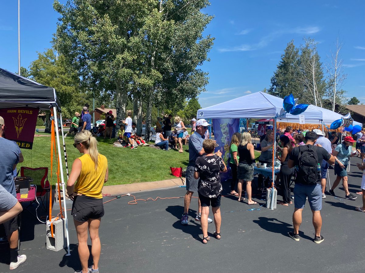 TorreonGolf's tweet photo. It was a beautiful day for our Annual Chili Cookoff! Congratulations to the Ehrharts who represented Arizona State and had the Best Chili and the Schulds who won Best Decor with the MonstersU theme! #ElevateYourLifestyle #WeAreTroon #TroonPrive https://t.co/ouhbloYxSK