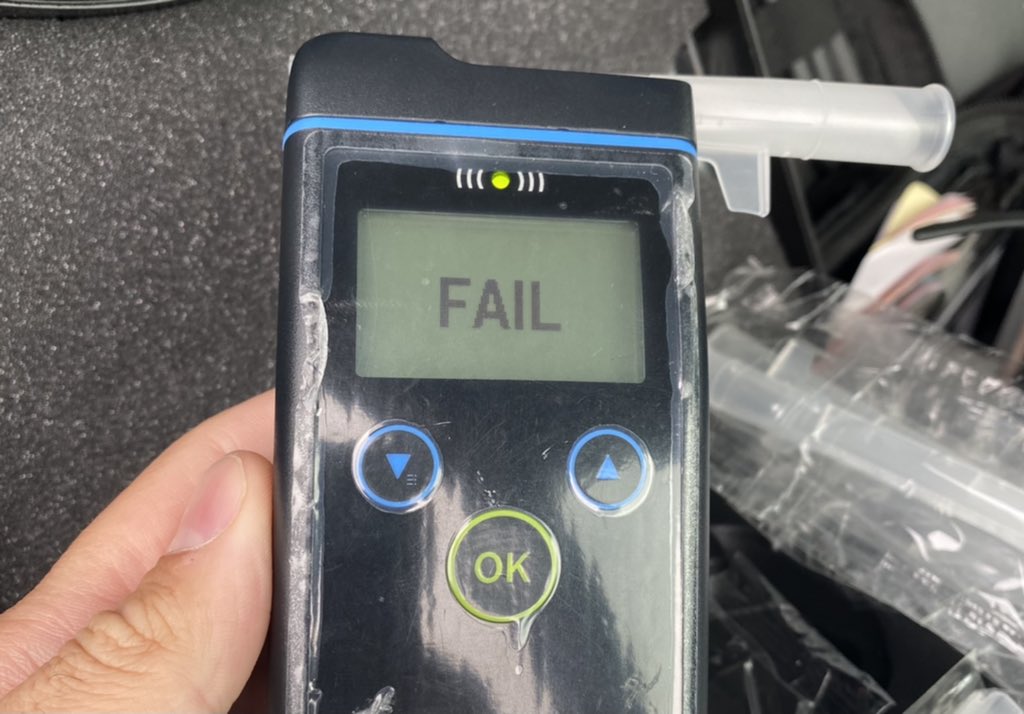 CstTaraso9345's tweet image. First traffic stop of the night shift right out of the gate.  Traffic stop in front of a school.  

Prohibited/Suspended driver.  FAIL on the roadside alcohol screening tests.  Off at the station for further breath testing now.

#DontDrinkAndDrive #RoadSafety #ProjectSafeStart