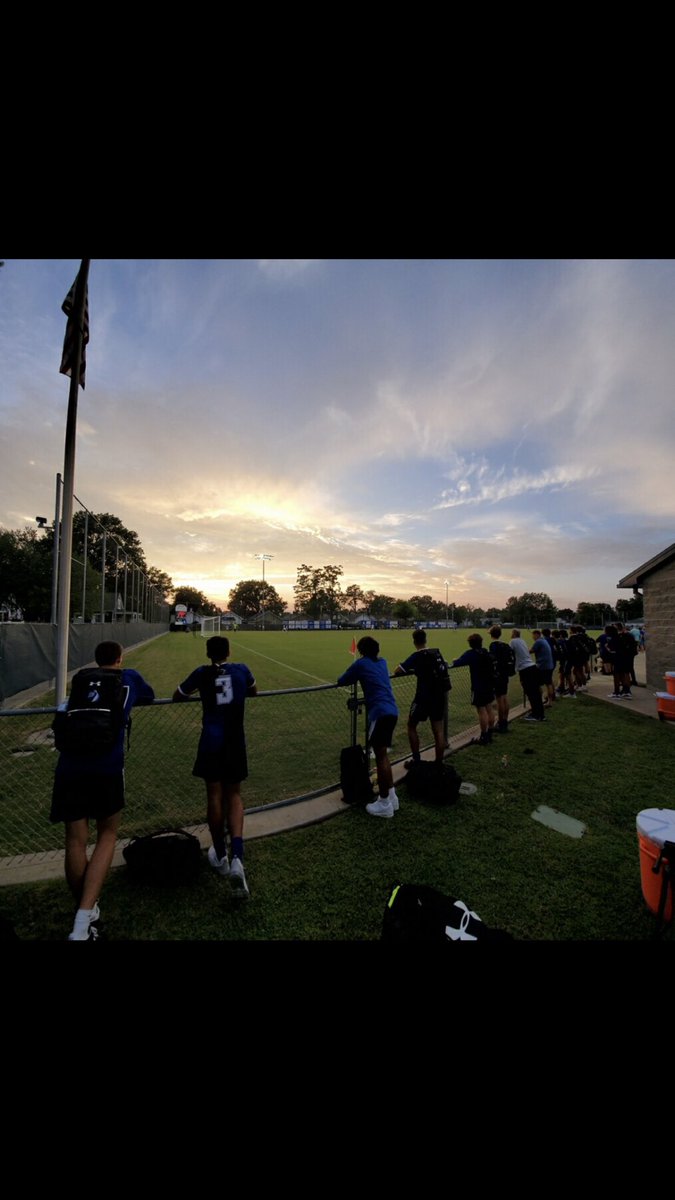 Southern sunsets… 
Successful weekend by our Indians! Great hospitality, and even better people! Thank you <a href="/MemBoysSoccer/">Evansville Memorial Boys Soccer</a>
