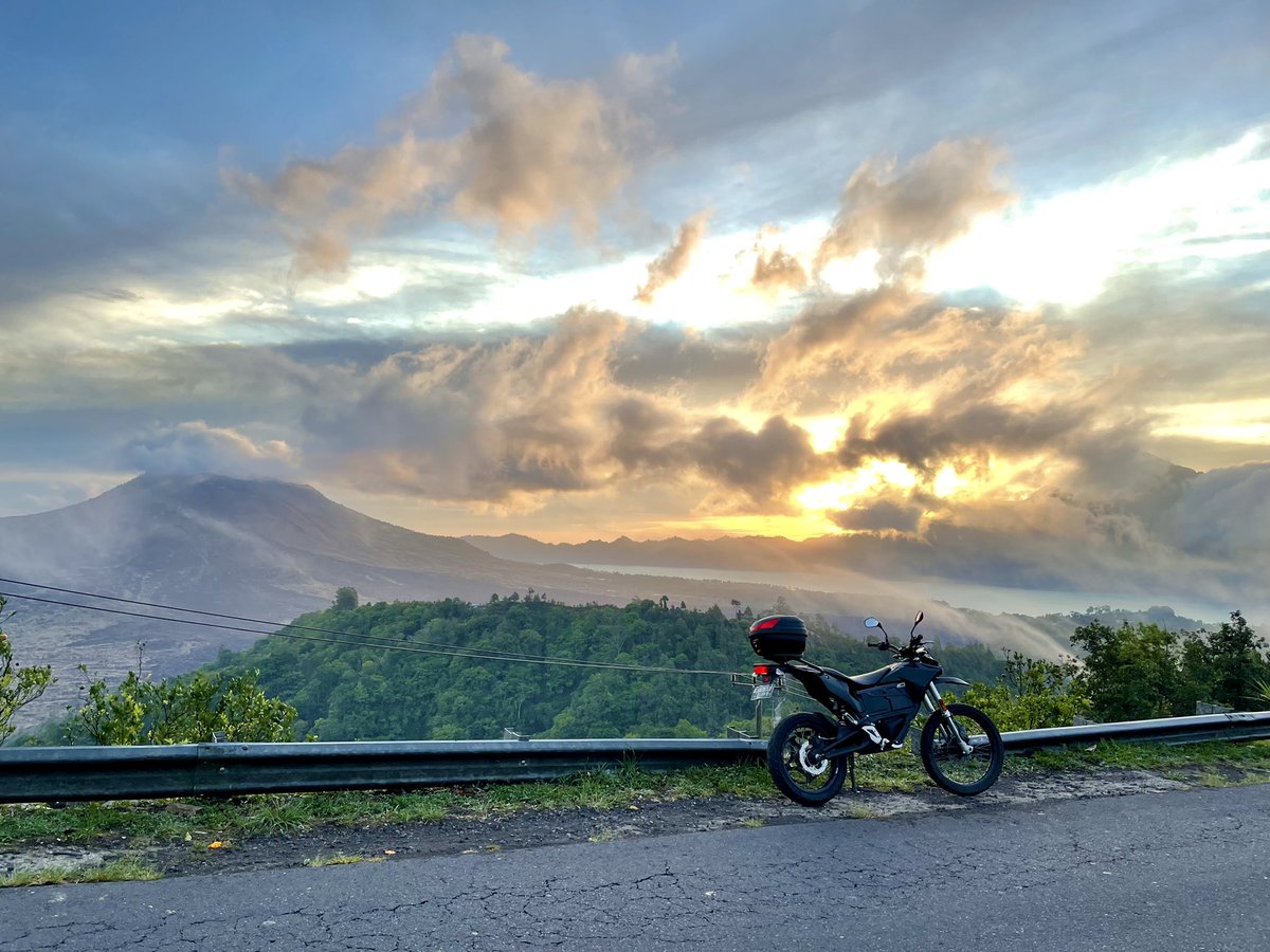 Electric bike Sunday morning drive #sunmori #ElectricVehicles #Bali