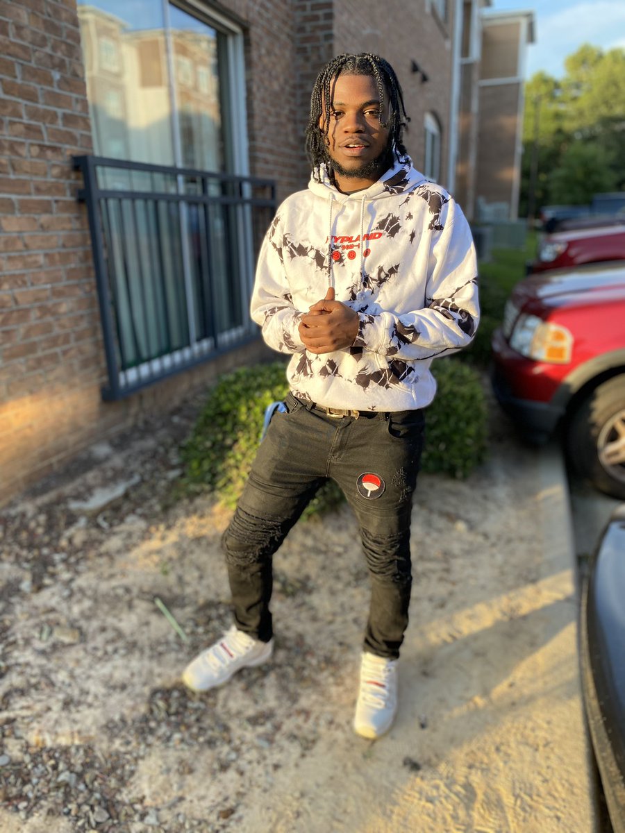 pharaohtwang's tweet photo. $oufside Sossboy. https://t.co/AZo5PHiBGZ