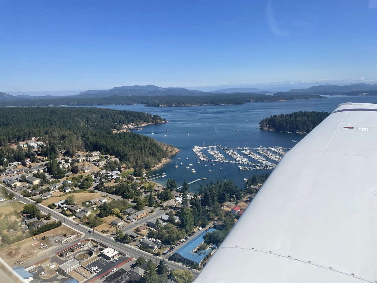 wweertman's tweet photo. Felt like sharing some fun pictures from the final few days of my just about a year and a half at @MarineBiol_FHL https://t.co/laZWTSbWyn