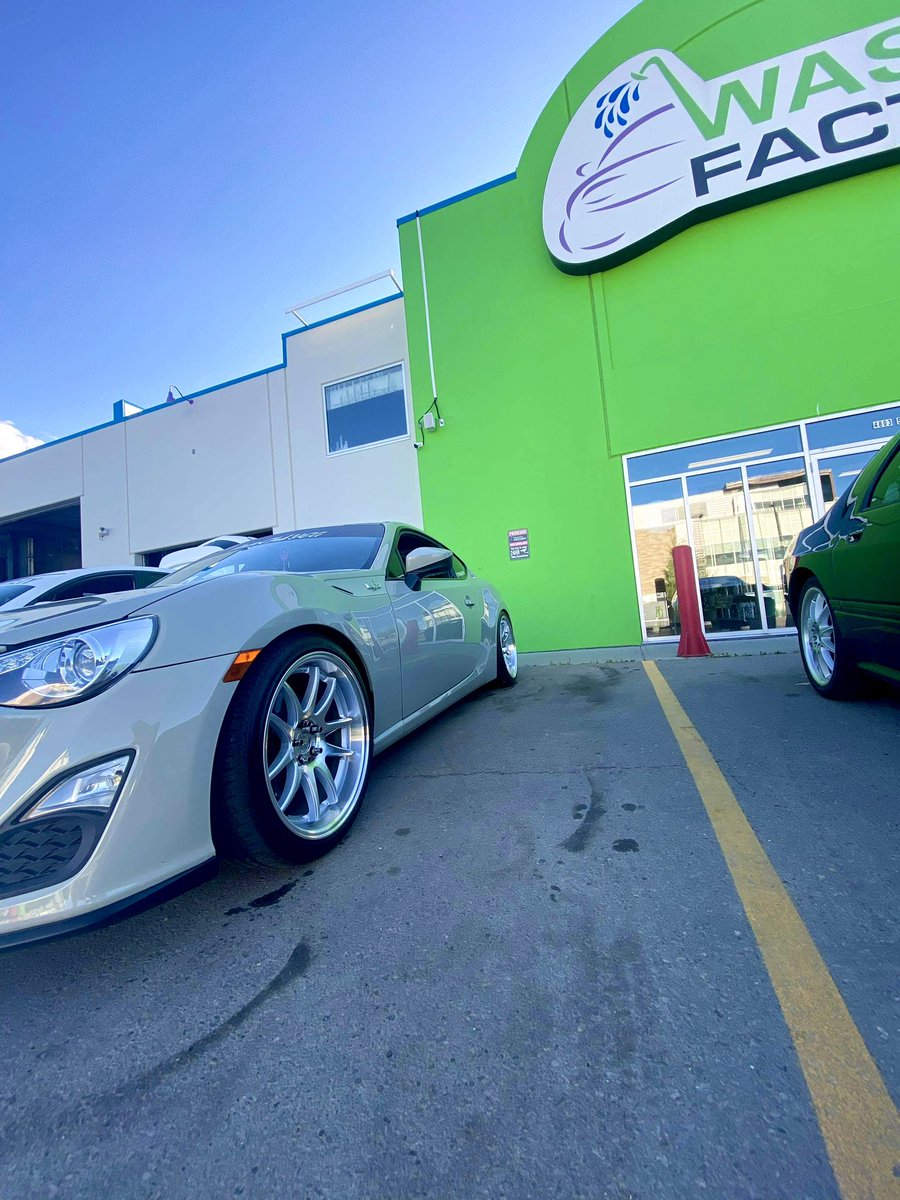 factory_wash's tweet photo. #longweekend is here. Are you planning to hit the road? #HappySaturday 

#carwash #carcare #autocare #yeg #weekendvibes #HappySaturdayEveryone https://t.co/U8JLuBHry7
