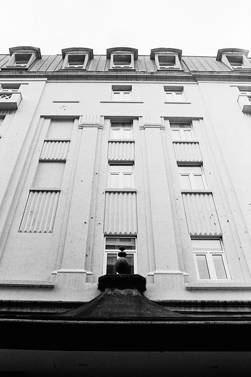 Of symmetry and odds.
-
Monterrey, Nuevo León, México.
-
Asahi Pentax Spotmatic &amp; Chinon 28/2.8  - Kodak Double-X - HC110(H).

#film #filmphotography
#HeyFSC #BelieveInFilm #shootfilmbenice #keepfilmalive