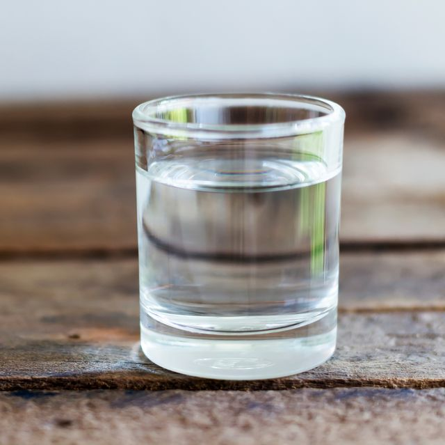 Jawa600's tweet photo. @trubloop Here's a glass of water you look really thirsty https://t.co/vlMUVzVSnp