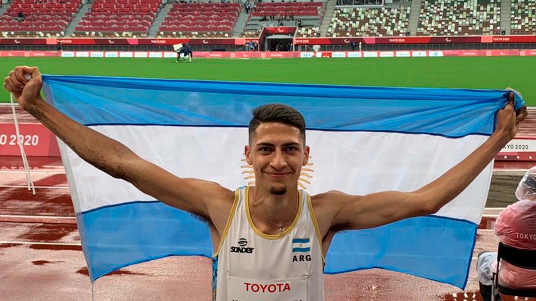 El rosarino Brian Impellizzeri subcampeón paralímpico 🥈! Orgullo argentino ❤🇦🇷