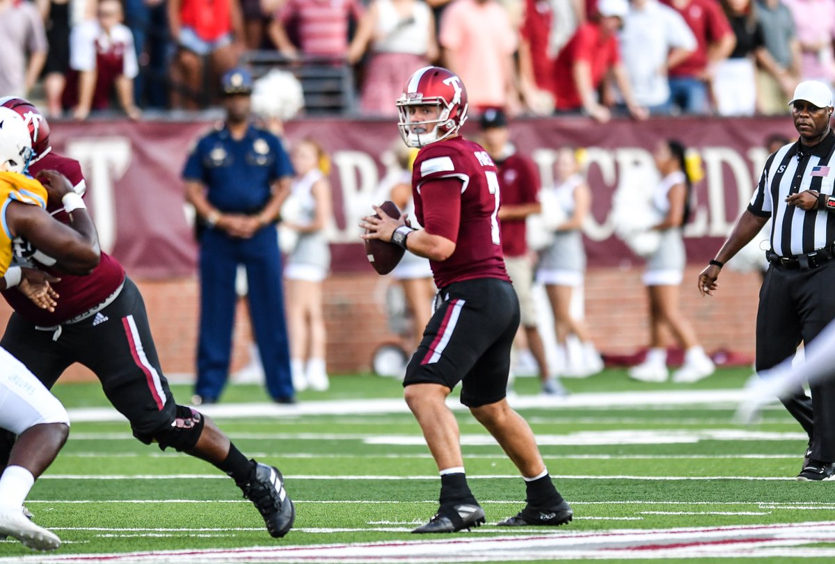 TroyTrojansFB's tweet photo. 📸📸📸 from Taylor Powell's first touchdown in cardinal! 

#OneMore | #OneTROY ⚔️🏈 https://t.co/MUGdY4ySWJ