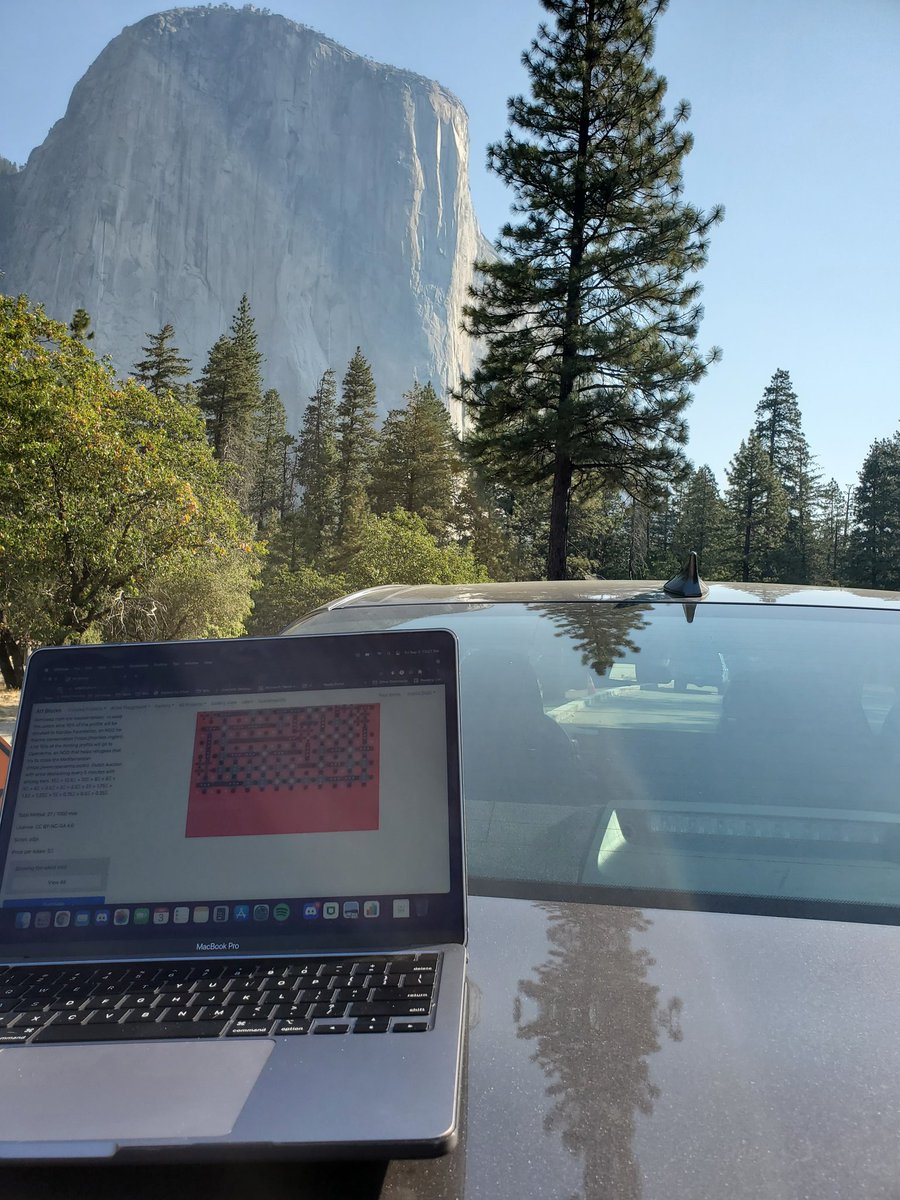 Had to pull over during my stay in yosemite to mint from the Trossets project from <a href="/carreras_anna/">Anna Carreras</a> on <a href="/artblocks_io/">Art Blocks</a>. 100% worth it.