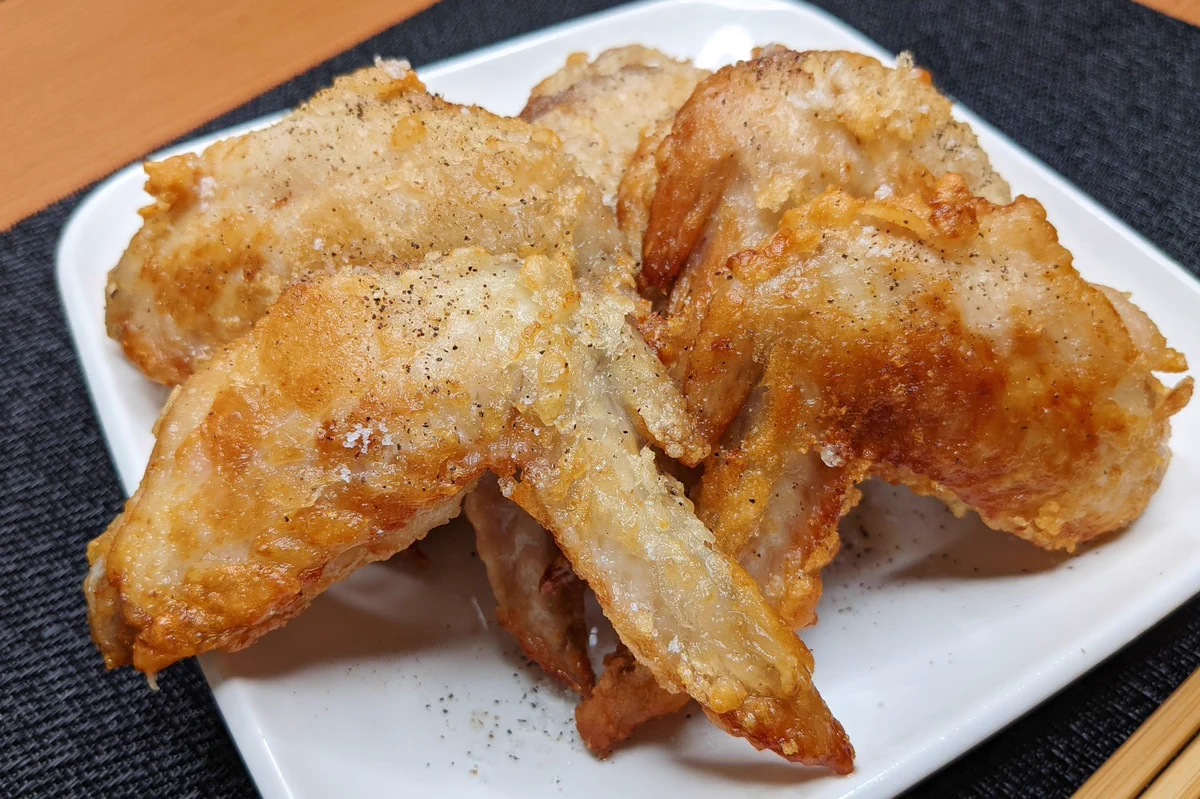 争奪戦になっちゃう美味しさ？！おうちで居酒屋気分を楽しみたいときにもぴったりそうな「手羽先」レシピ！