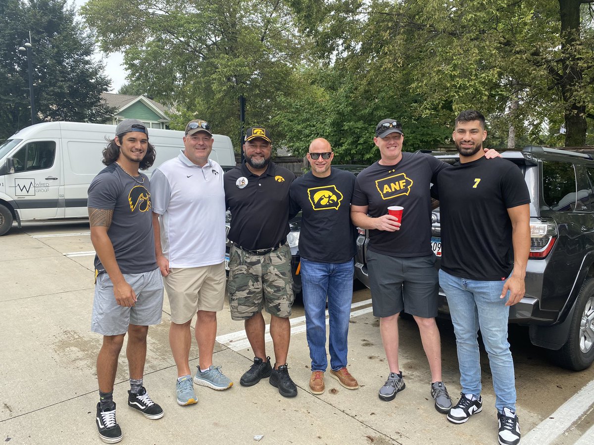 Eppy Epenesa (@eepenesa) on Twitter photo So great to see my son’s <a href="/EricEpenesa25/">Eric Epenesa</a> & <a href="/ajepenesa24/">AJ Epenesa</a> in IC & my Hawk bros <a href="/jl5555/">Jon LaFleur</a> <a href="/JaredHawk58/">Jared Kerkhoff</a> <a href="/shaybo32/">Zach Shay</a> Awesome WIN! Go Hawk’s!🦅🏈 So great to see my son’s <a href="/EricEpenesa25/">Eric Epenesa</a> & <a href="/ajepenesa24/">AJ Epenesa</a> in IC & my Hawk bros <a href="/jl5555/">Jon LaFleur</a> <a href="/JaredHawk58/">Jared Kerkhoff</a> <a href="/shaybo32/">Zach Shay</a> Awesome WIN! Go Hawk’s!🦅🏈