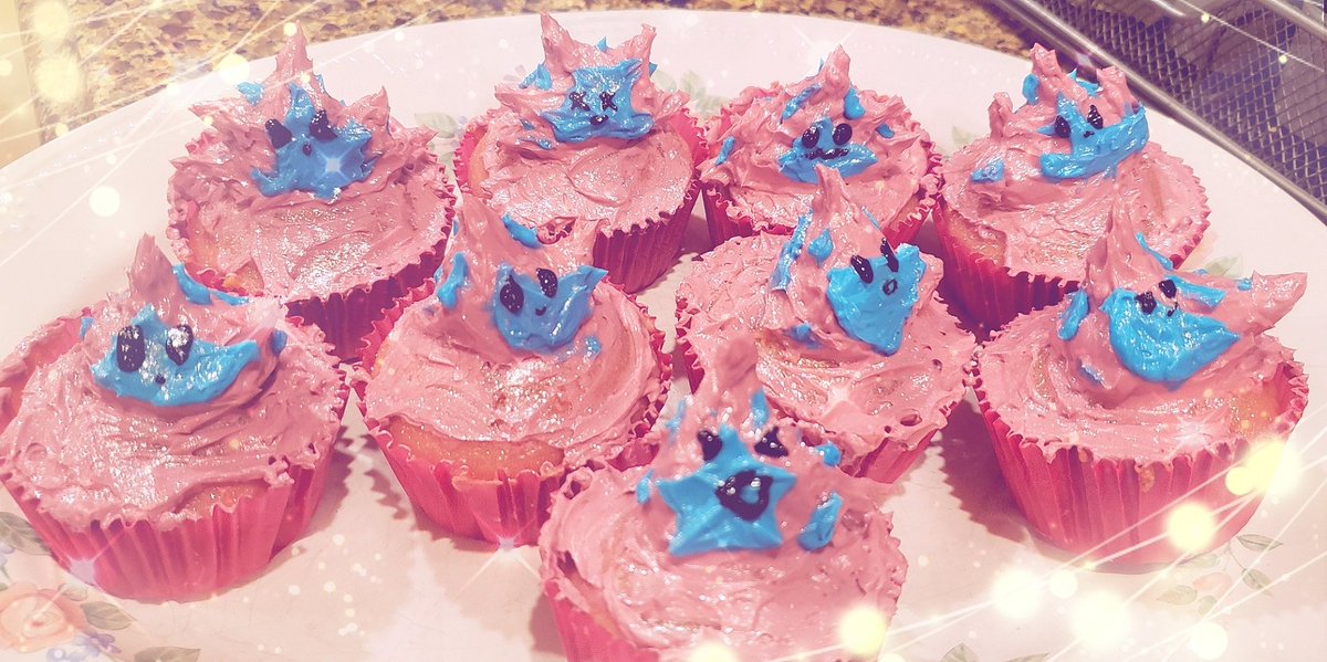 firetrailed's tweet image. finished making these *adorable* #PROMARE cupcakes for my party!! 🧁🥺💕 they all have unique faces and shapes- all 24 of them! ☺

they're too cute to eat... i'm just going to pretend i'll become a burnish when i eat one 😭

#プロメア