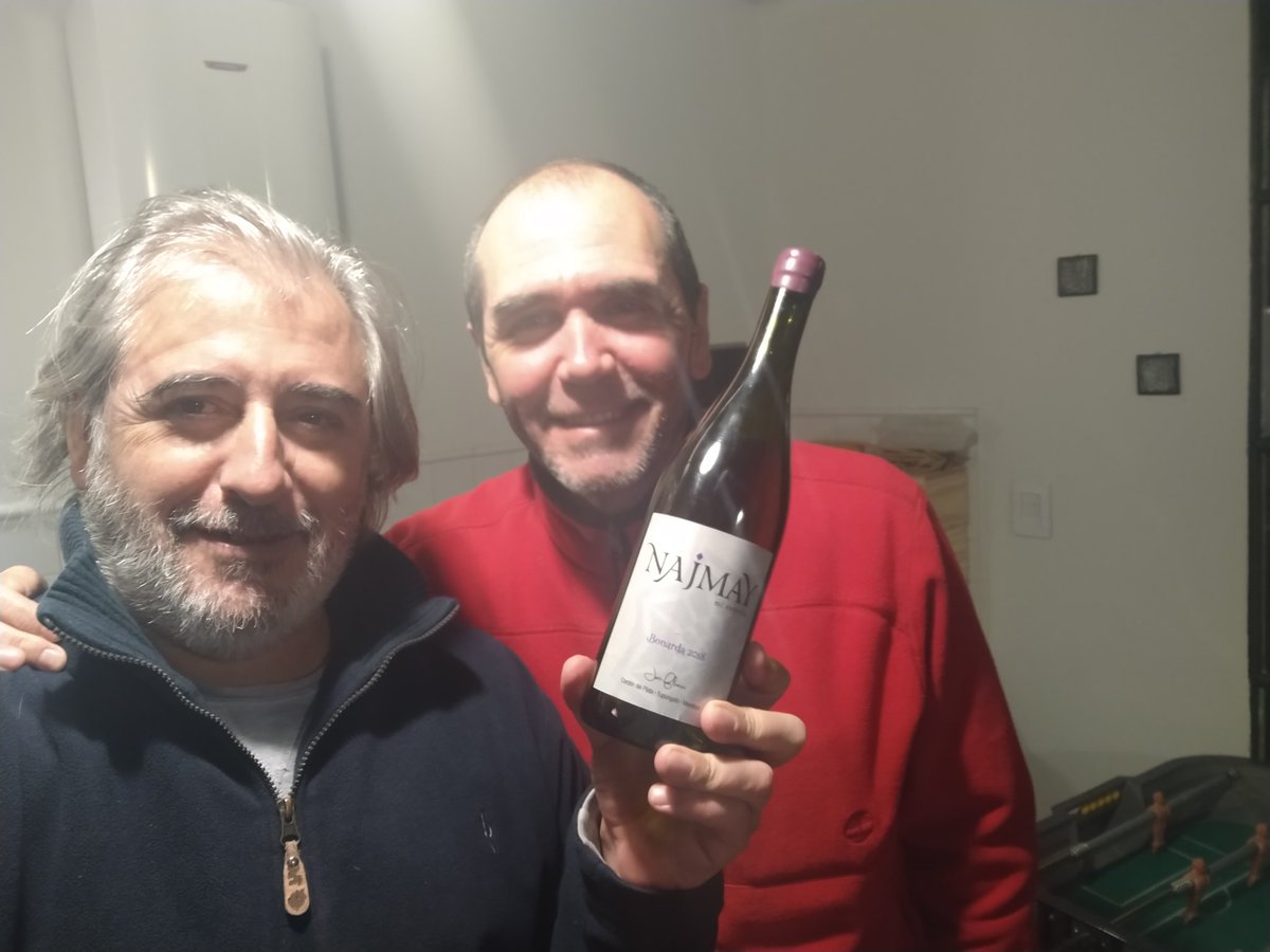 IMPRESIONANTE!!!! Mucho tiempo que no tomaba un bonarda como este!!!! Vamos por más!!!!