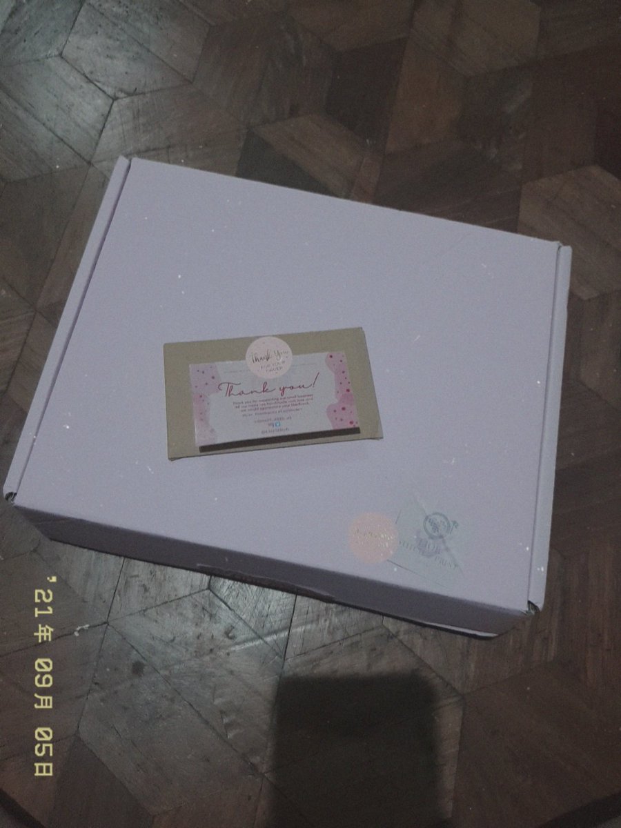 Pink box is here ^^ thank u ❤ @LiorStitch #Lior_Feedbacks #LiorMadeit
