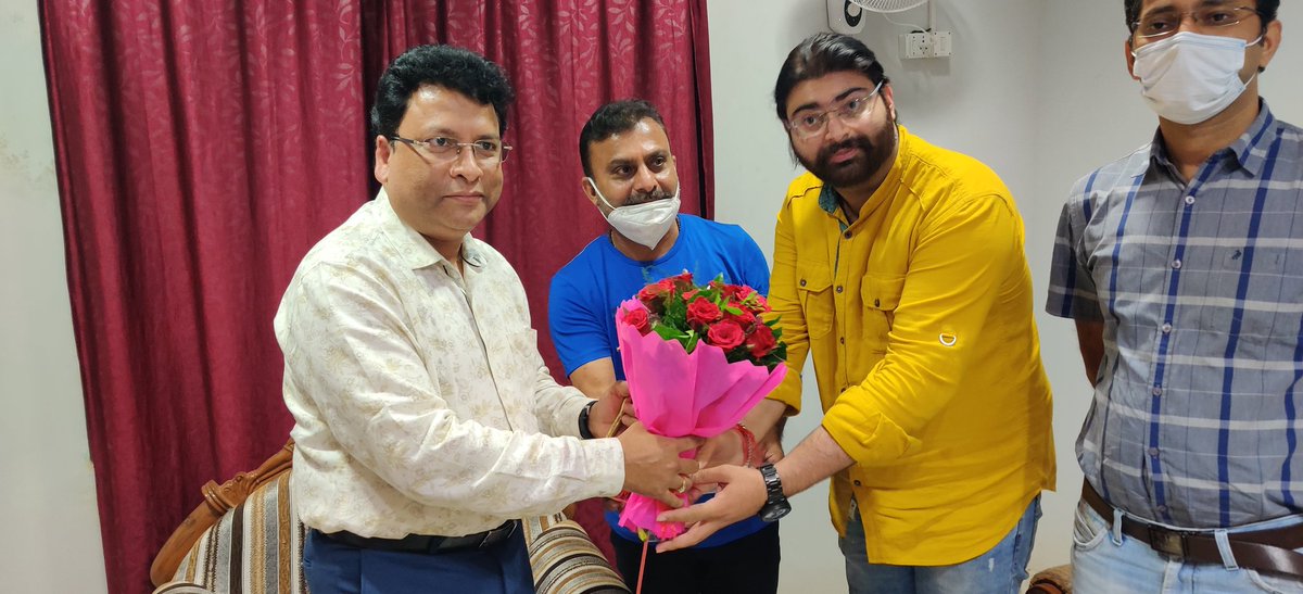 AIPC Bastar (Chhattisgarh) (@aipcbastar) on Twitter photo नवनियुक्त डीआरएम अनूप सतपति से <a href="/AipcBastar/">AIPC Bastar (Chhattisgarh)</a> के जिलाध्यक्ष मनीष शर्मा और सदस्य गौरव शर्मा ने मुलाकात की। उनसे रेल सुविधाओं की मांग को बढाने और कोरोनकाल में बंद हुई तीनो ट्रेनों के पुनः संचालन की मांग की। बातचीत सकारात्मक रही, जल्द ही बस्तरवासियों को राहत मिलेगी।<a href="/AICP/">AICP</a> <a href="/RaipurAipc/">AIPC Raipur (Chhattisgarh)</a> नवनियुक्त डीआरएम अनूप सतपति से <a href="/AipcBastar/">AIPC Bastar (Chhattisgarh)</a> के जिलाध्यक्ष मनीष शर्मा और सदस्य गौरव शर्मा ने मुलाकात की। उनसे रेल सुविधाओं की मांग को बढाने और कोरोनकाल में बंद हुई तीनो ट्रेनों के पुनः संचालन की मांग की। बातचीत सकारात्मक रही, जल्द ही बस्तरवासियों को राहत मिलेगी।<a href="/AICP/">AICP</a> <a href="/RaipurAipc/">AIPC Raipur (Chhattisgarh)</a>