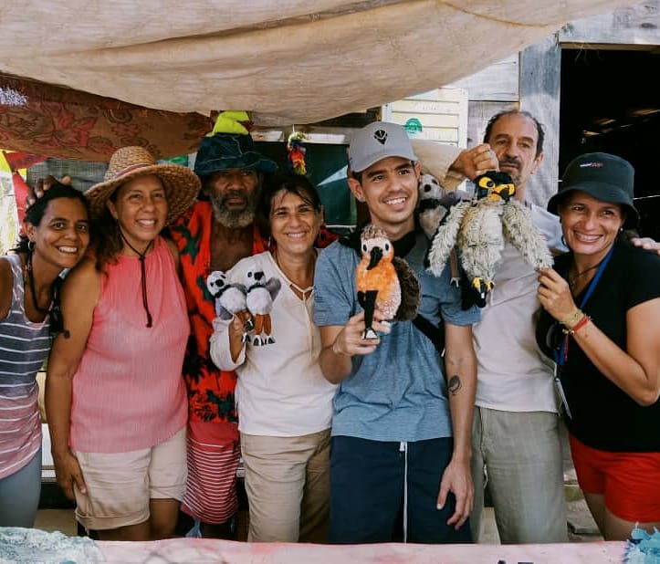 AveZona (@ave_zona) on Twitter photo Dos días llenos de #avesplayeras celebrando el <a href="/ShorebirdsDay/">World Shorebirds Day</a> #worldshorebirdsday junto a las comunidades de las Marites y playa Parguito en la #islademargarita gracias a todos los involucrados en estas actividades #humansofbirdscaribbean Dos días llenos de #avesplayeras celebrando el <a href="/ShorebirdsDay/">World Shorebirds Day</a> #worldshorebirdsday junto a las comunidades de las Marites y playa Parguito en la #islademargarita gracias a todos los involucrados en estas actividades #humansofbirdscaribbean