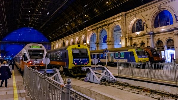 SaveATrain's tweet photo. Hall of Rail          - https://t.co/NJeUtcOKHi #trains #budapest #hungary #hungarianrai #railstrategy #hallofrail #trainstop #trainstart https://t.co/VfOR7JzAGi